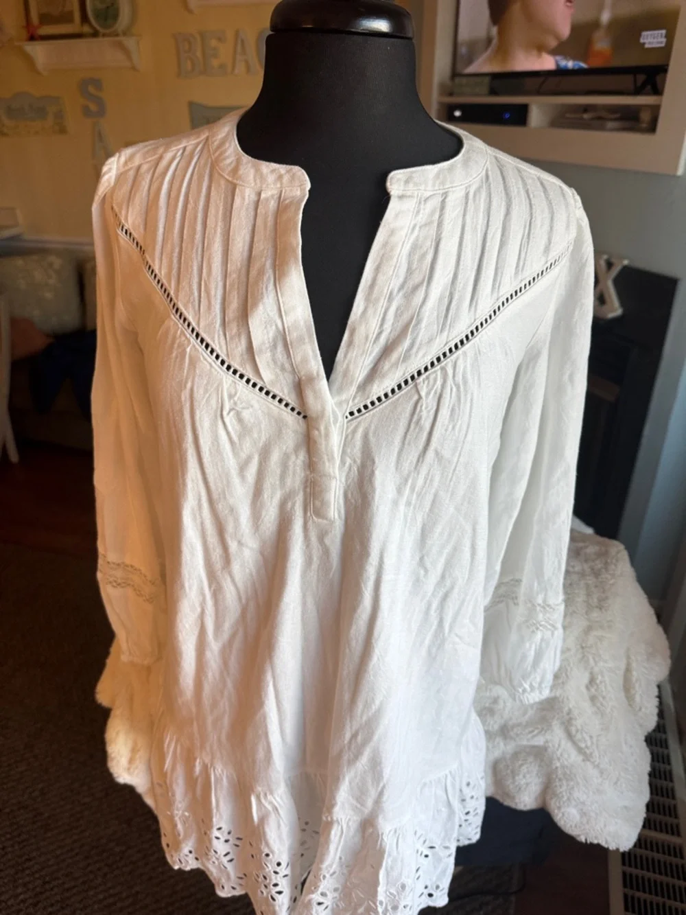 LOFT NWT Romantic Coastal White Eyelet Long Sleeve Boho Chic Mini Dress - Picture 3 of 12